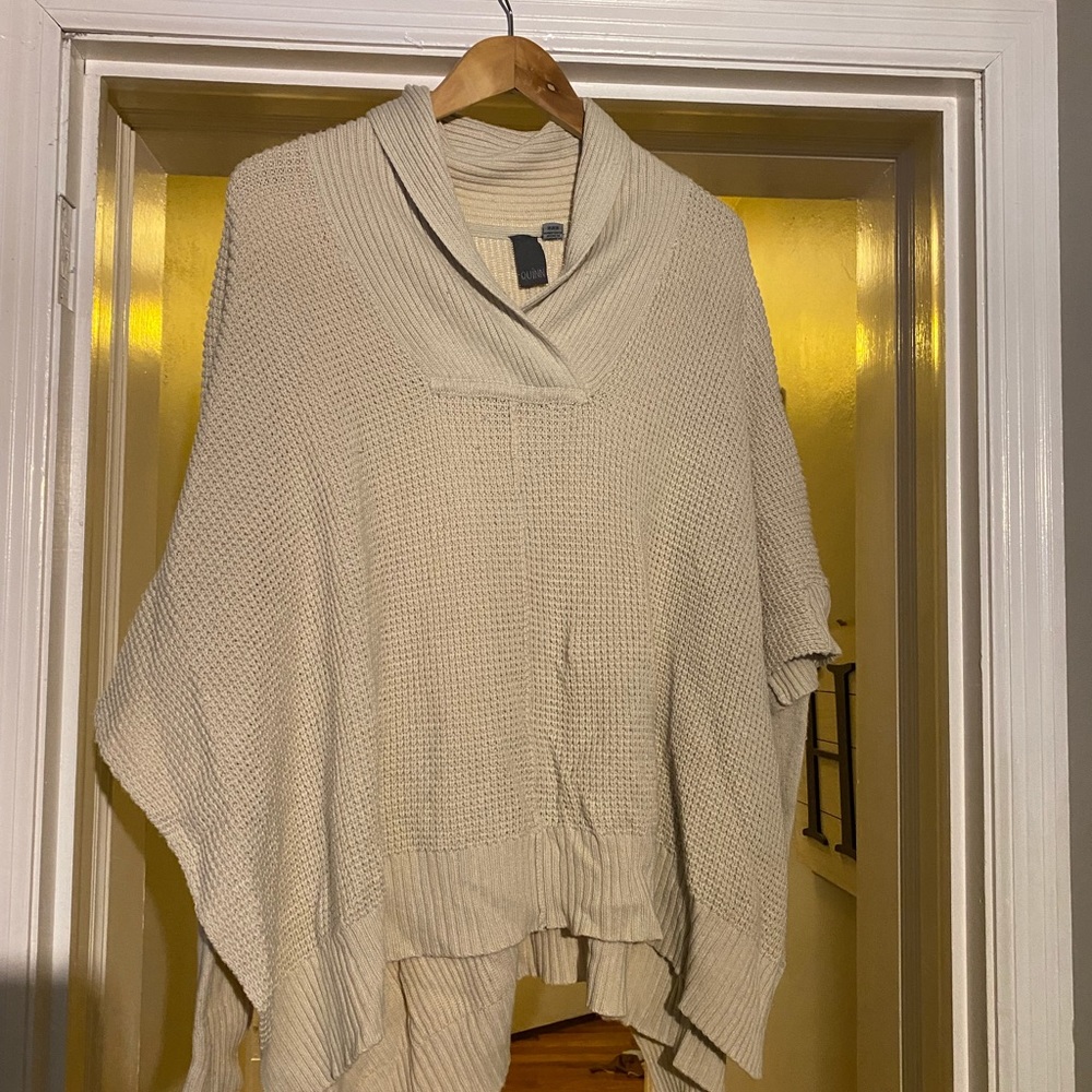 Sweater/Poncho